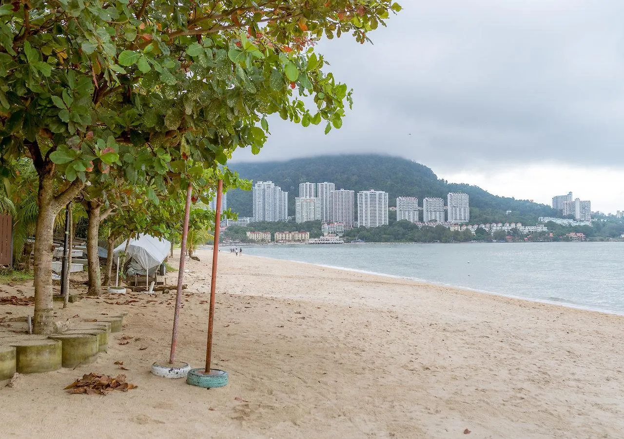 Paradise Apartment By The Sea  Tanjung Bungah (Penang)