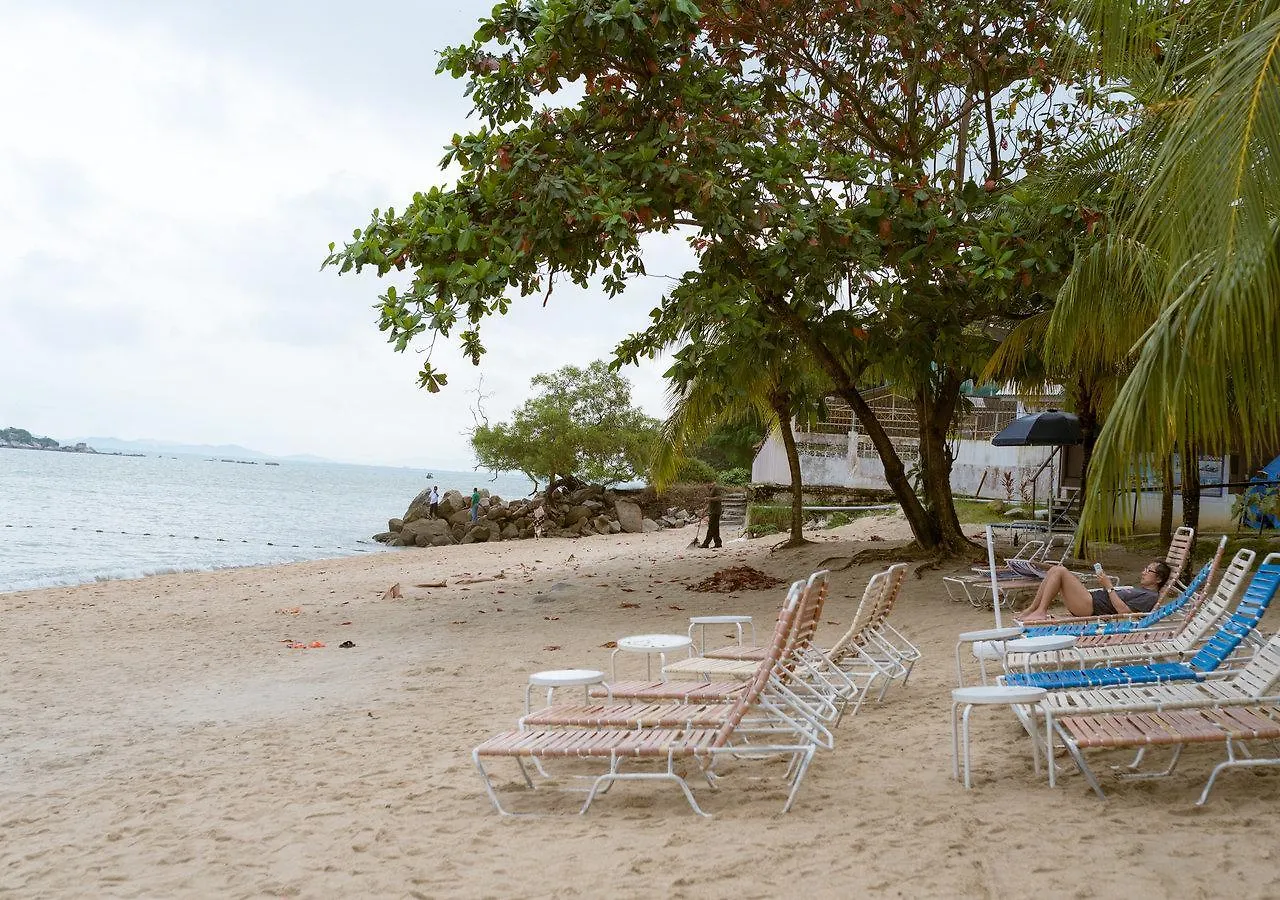 Paradise Apartment By The Sea